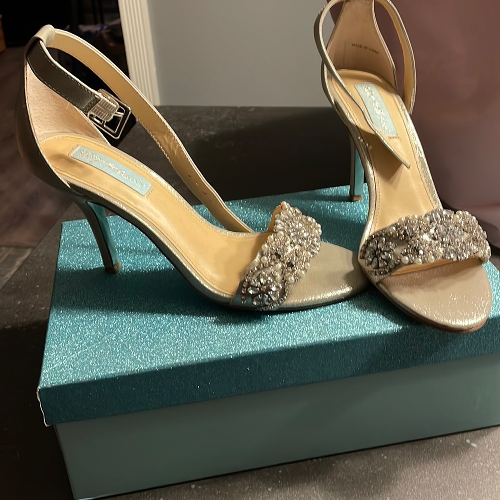 Blue by Betsey Johnson worn once is good condition